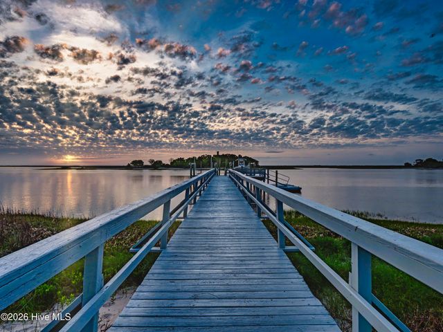 5624 Captains Lane, Wilmington, NC 28409