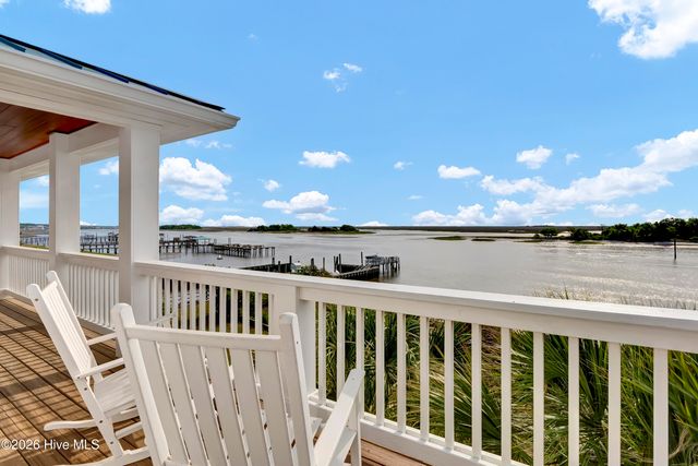 5624 Captains Lane, Wilmington, NC 28409
