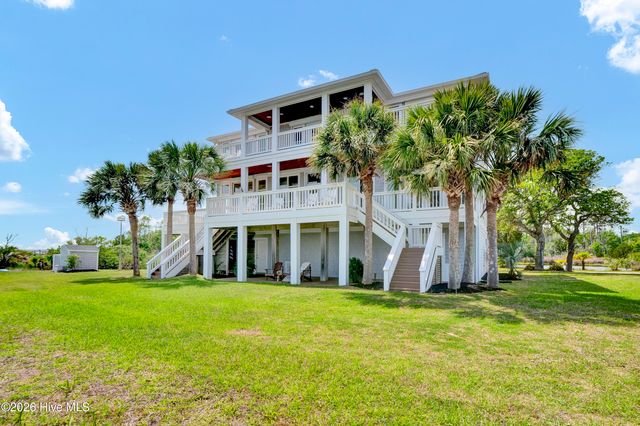 5624 Captains Lane, Wilmington, NC 28409