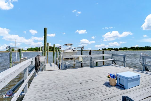 5624 Captains Lane, Wilmington, NC 28409