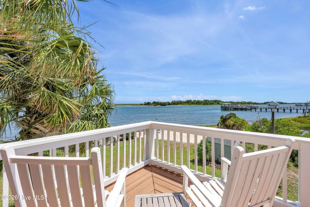 5624 Captains Lane, Wilmington, NC 28409