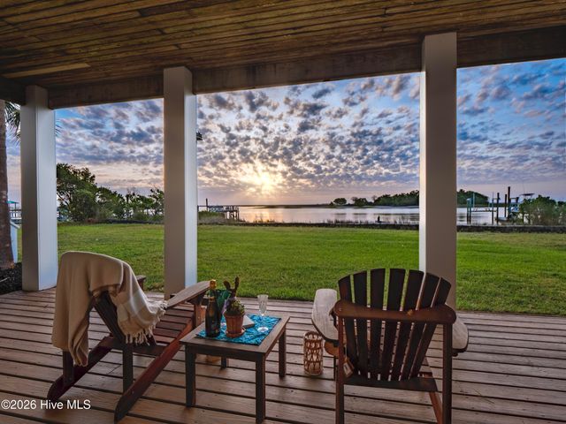 5624 Captains Lane, Wilmington, NC 28409