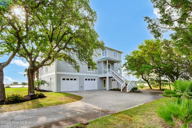 5624 Captains Lane, Wilmington, NC 28409