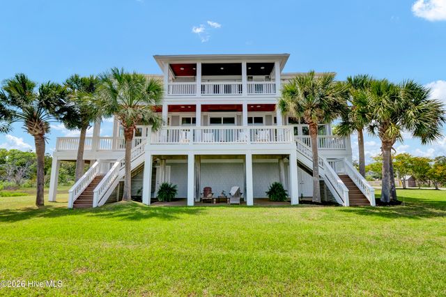 5624 Captains Lane, Wilmington, NC 28409