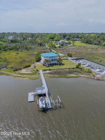 5624 Captains Lane, Wilmington, NC 28409