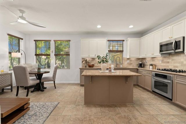 1831 Scarlet PL, Chula Vista, CA 91913
