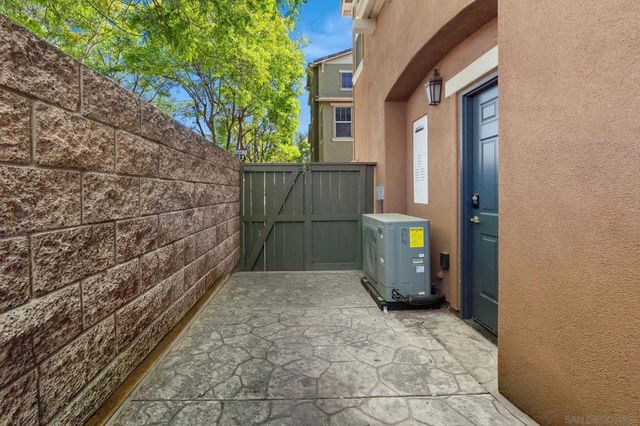 1831 Scarlet PL, Chula Vista, CA 91913