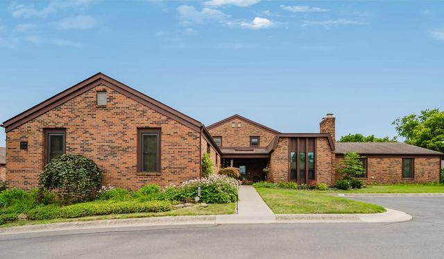 4231 Chaucer Lane, Columbus, OH 43220