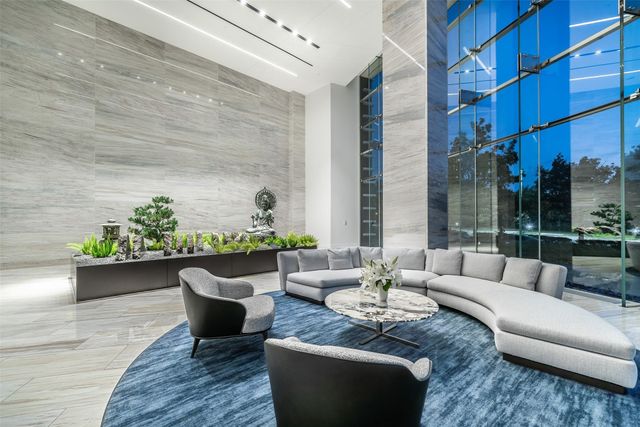 3130 N Harwood Street 3202, Dallas, TX 75201