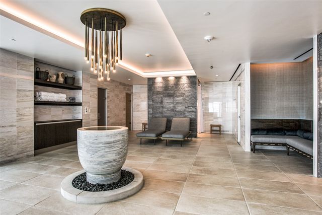 3130 N Harwood Street 3202, Dallas, TX 75201