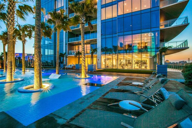 3130 N Harwood Street 3202, Dallas, TX 75201