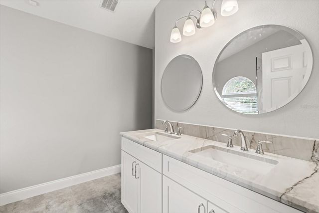 5544 MISTY WOOD COURT, Oviedo, FL 32765