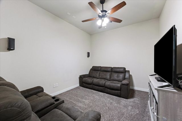 7923 Stratford Hall Drive, Rosharon, TX 77583