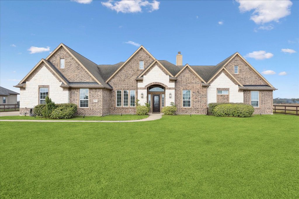 7923 Stratford Hall Drive, Rosharon, TX 77583