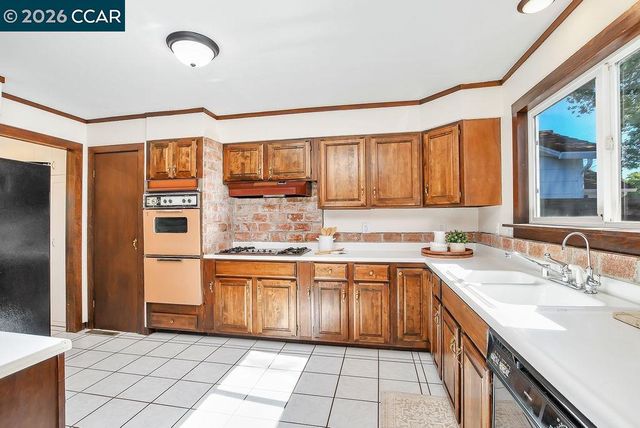 1627 Humphrey Dr, Concord, CA 94519