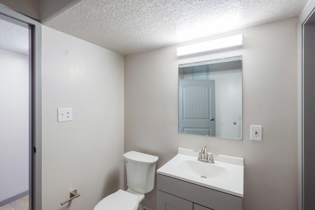 851 W Castillo Avenue, Belen, NM 87002