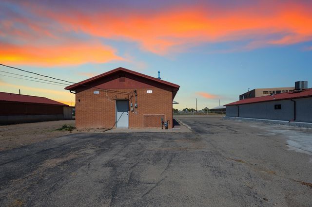 851 W Castillo Avenue, Belen, NM 87002