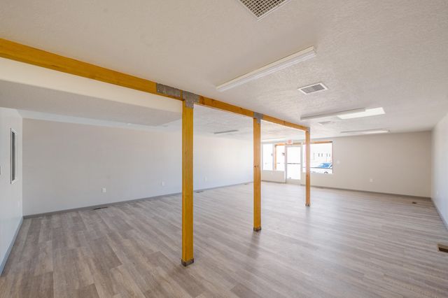 851 W Castillo Avenue, Belen, NM 87002