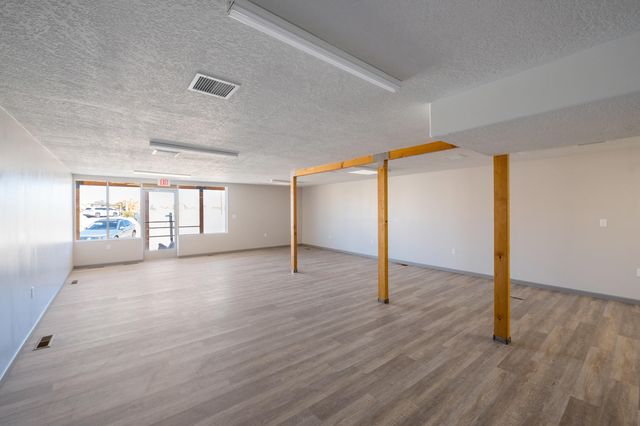 851 W Castillo Avenue, Belen, NM 87002