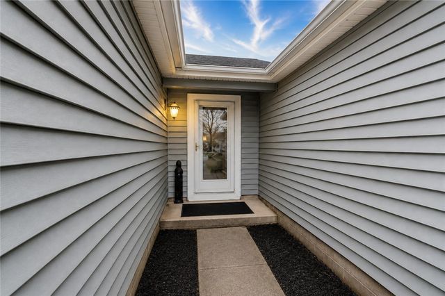 19 Tall Tree Drive, Penfield, NY 14526