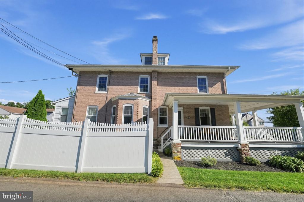 867 MAIN ST, HARLEYSVILLE, PA 19438 — photo 4
