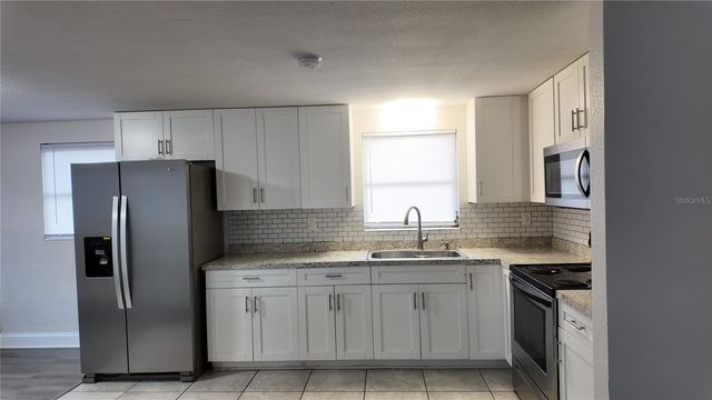 37530 FERRIS AVENUE, Zephyrhills, FL 33542