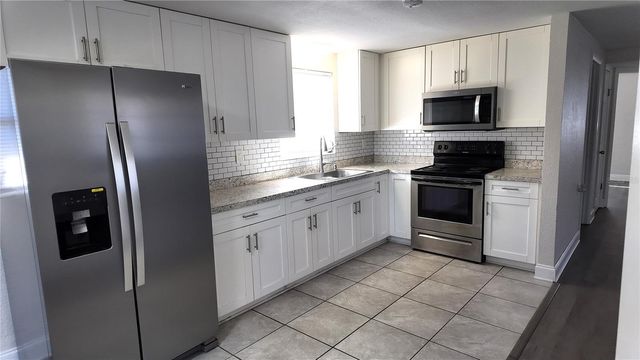 37530 FERRIS AVENUE, Zephyrhills, FL 33542