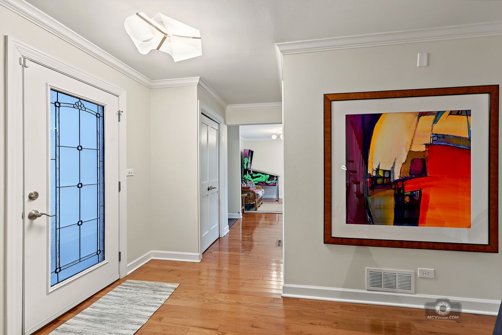 2098 Creekside Drive, Wheaton, IL 60189 — photo 5