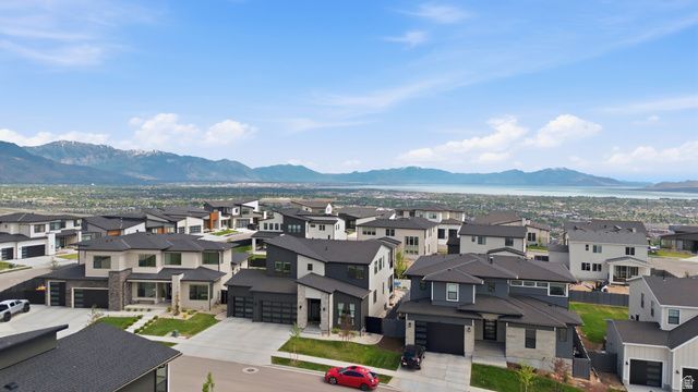 1227 W AUTUMN VIEW CIR, Lehi, UT 84043