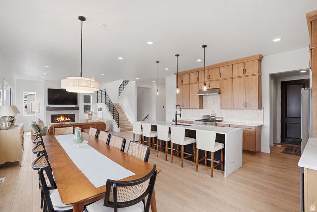 1227 W AUTUMN VIEW CIR, Lehi, UT 84043
