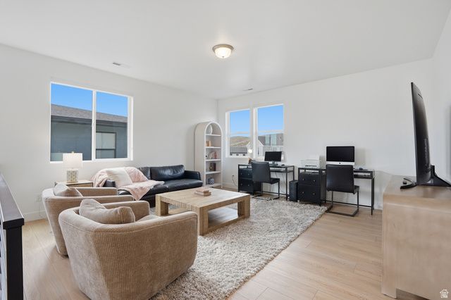 1227 W AUTUMN VIEW CIR, Lehi, UT 84043