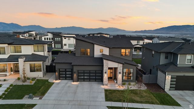 1227 W AUTUMN VIEW CIR, Lehi, UT 84043