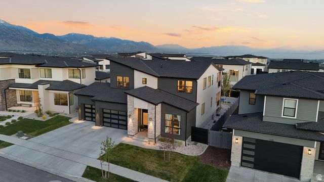 1227 W AUTUMN VIEW CIR, Lehi, UT 84043