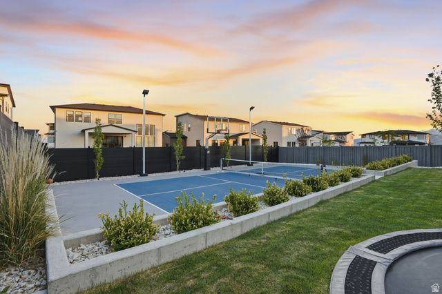 1227 W AUTUMN VIEW CIR, Lehi, UT 84043