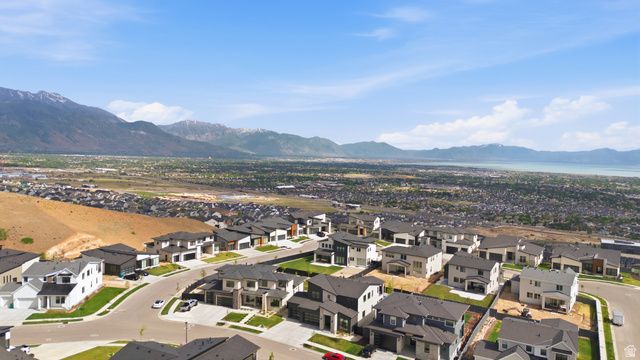 1227 W AUTUMN VIEW CIR, Lehi, UT 84043
