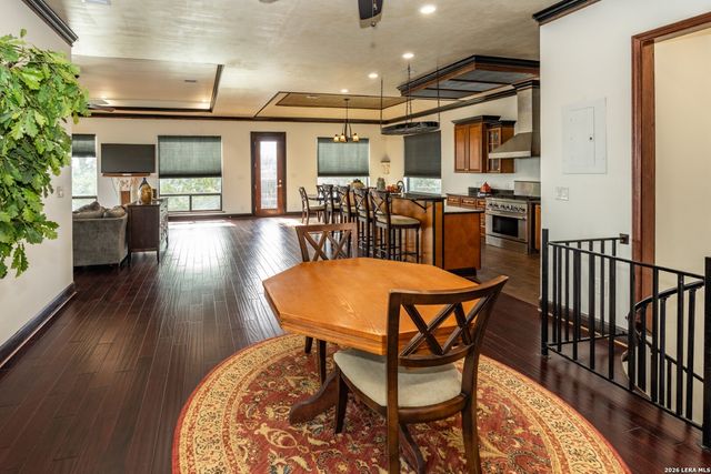 285 Timberhill, Pipe Creek, TX 78063