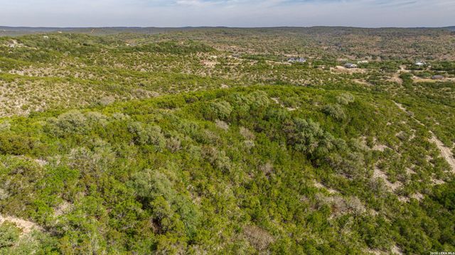 285 Timberhill, Pipe Creek, TX 78063