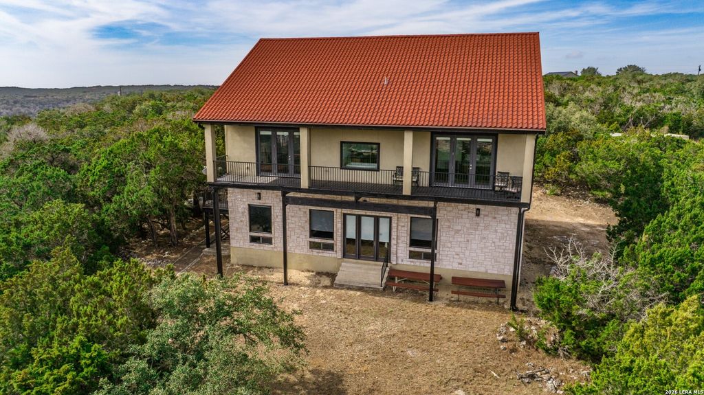 285 Timberhill, Pipe Creek, TX 78063