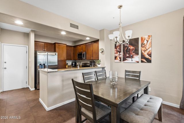 3935 E ROUGH RIDER Road 1244, Phoenix, AZ 85050