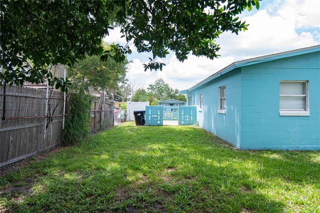 4833 CROW STREET, Orlando, FL 32819