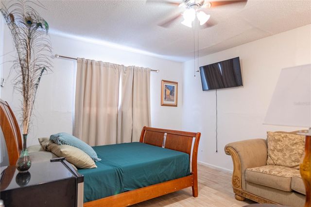 4833 CROW STREET, Orlando, FL 32819