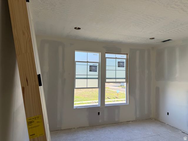 461 W SUMMERHILL LN, Centerville, UT 84014