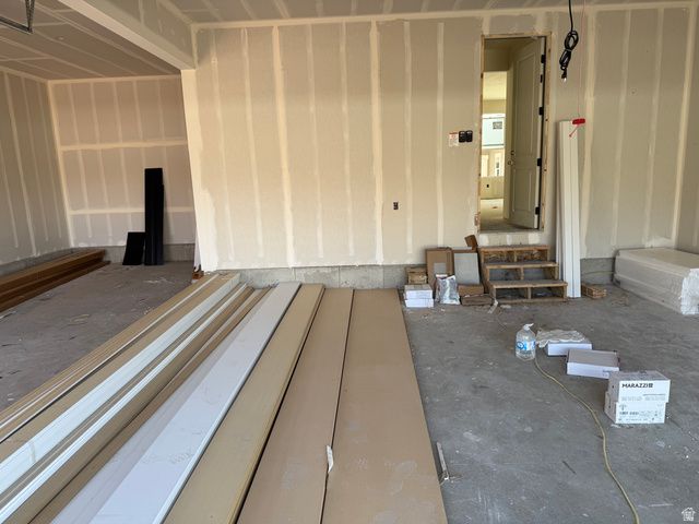 461 W SUMMERHILL LN, Centerville, UT 84014