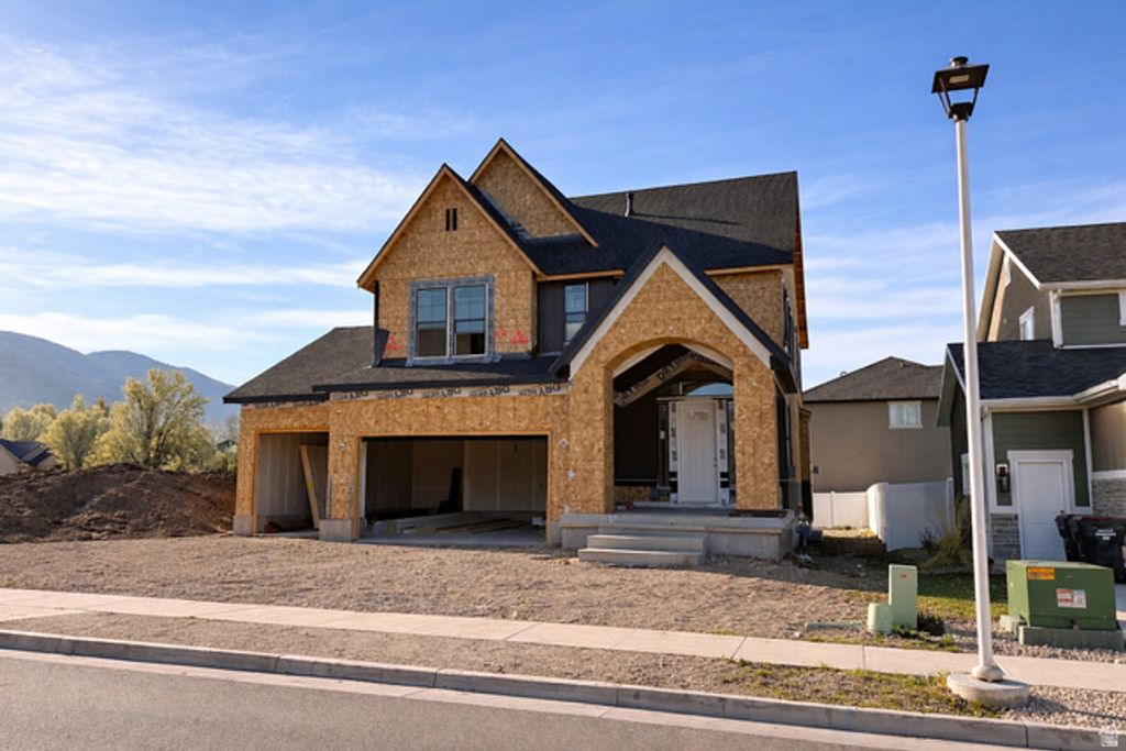 461 W SUMMERHILL LN, Centerville, UT 84014