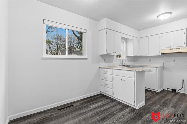 713 Leland Street, Flint, MI 48507