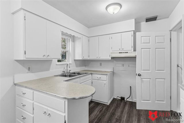 713 Leland Street, Flint, MI 48507