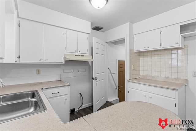 713 Leland Street, Flint, MI 48507