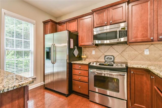 6243 Longleaf Drive, Hoschton, GA 30548