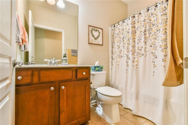 6243 Longleaf Drive, Hoschton, GA 30548