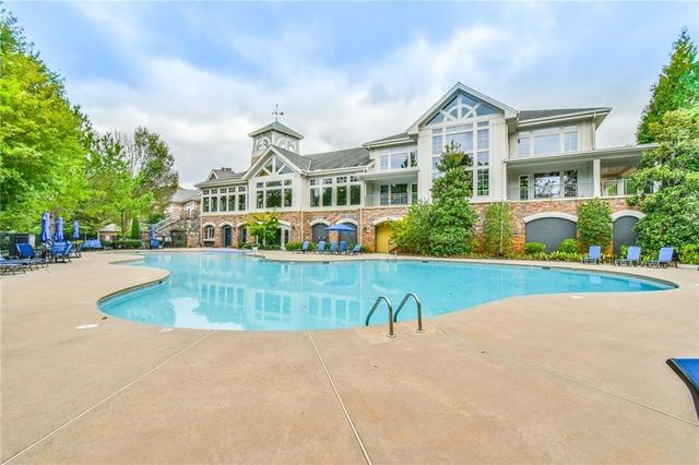 6243 Longleaf Drive, Hoschton, GA 30548